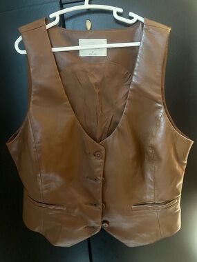 Wilferd Women's Brown Leather Vest - Classic Sleeveless Button Front